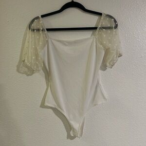 Honey Punch White Floral See-through Net Puff Sleeve W/ Ribbed Bodysuit: Size S